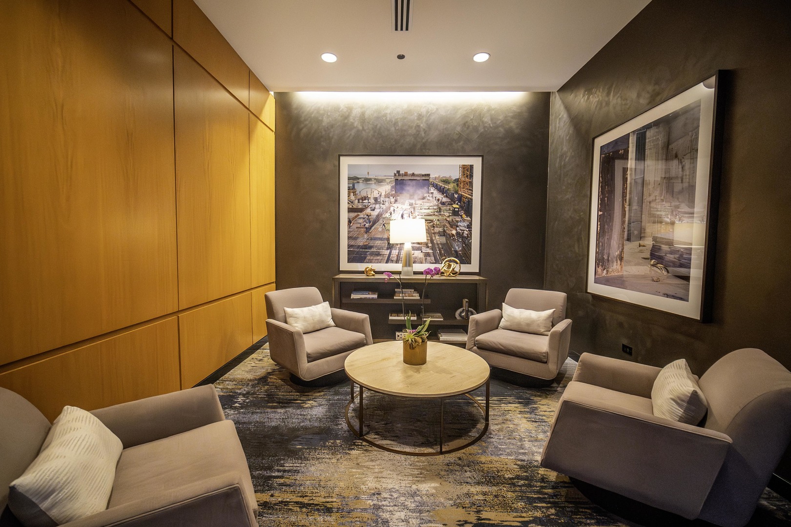 600 N Lake Shore Drive Unit: 3703