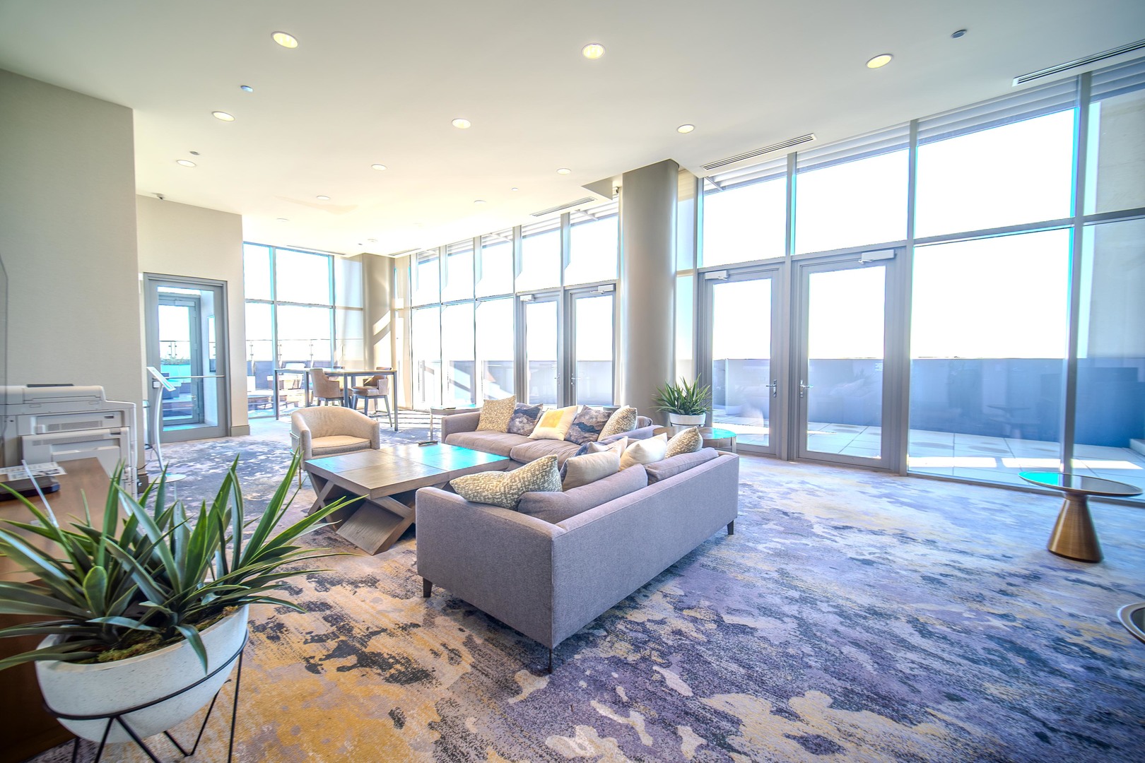 600 N Lake Shore Drive Unit: 3703