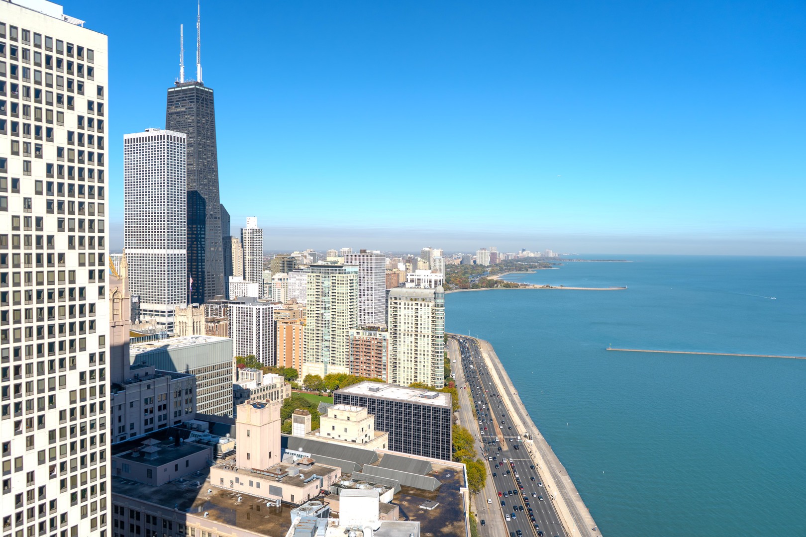 600 N Lake Shore Drive Unit: 3703