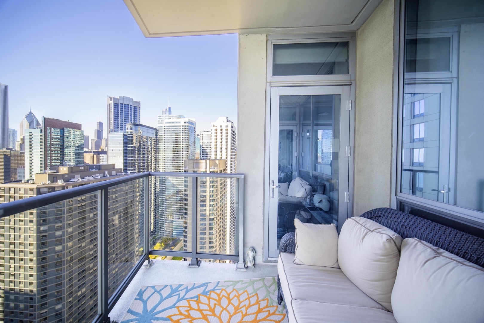 600 N Lake Shore Drive Unit: 3703