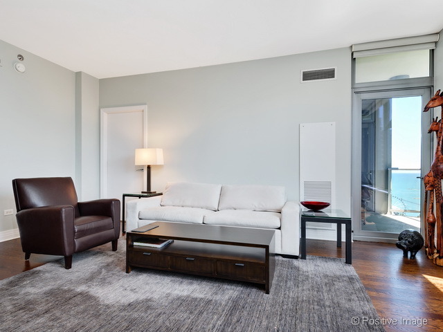 600 N Lake Shore Drive Unit: 3703
