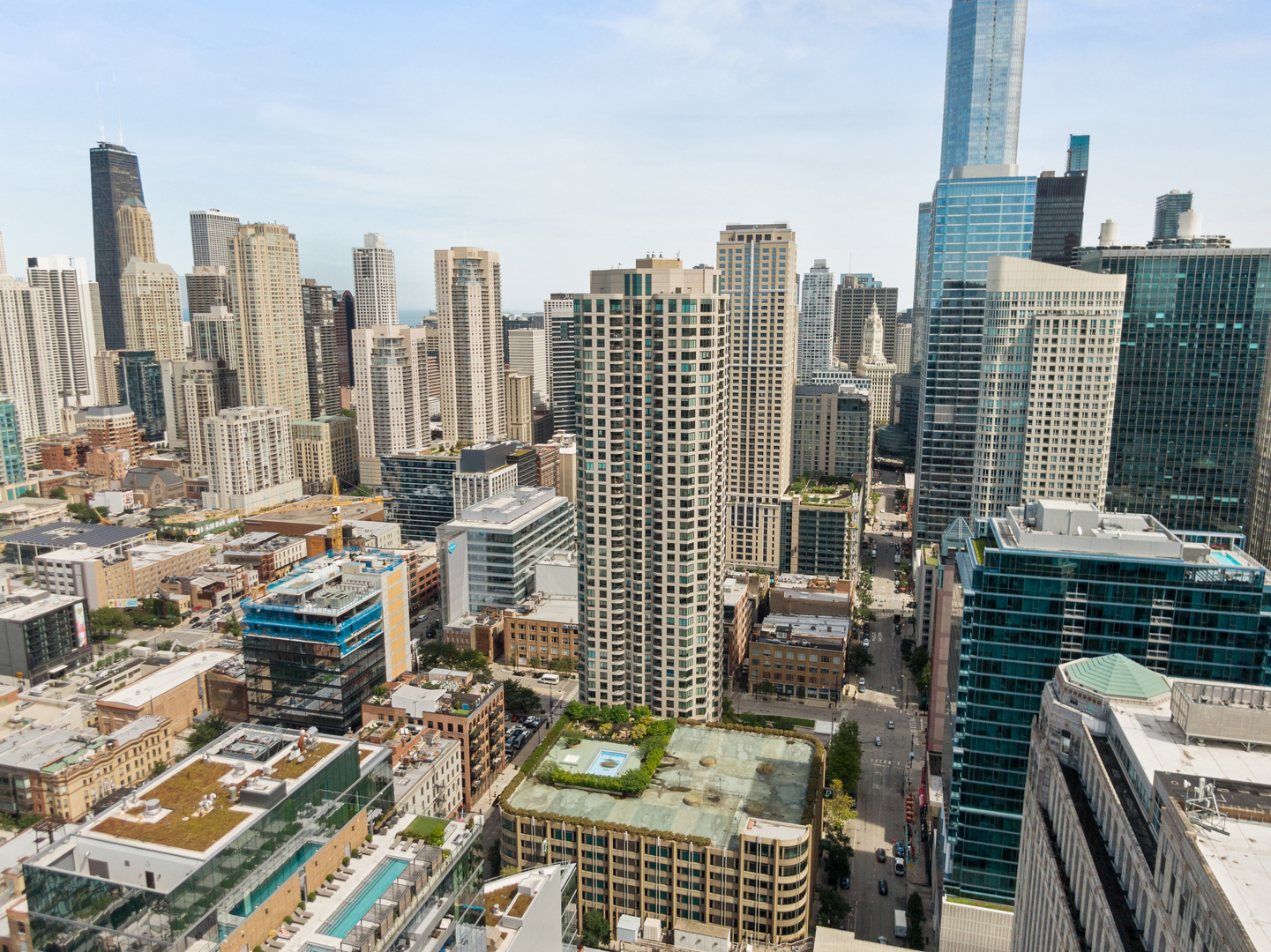 400 N LASALLE Street Unit: 1601