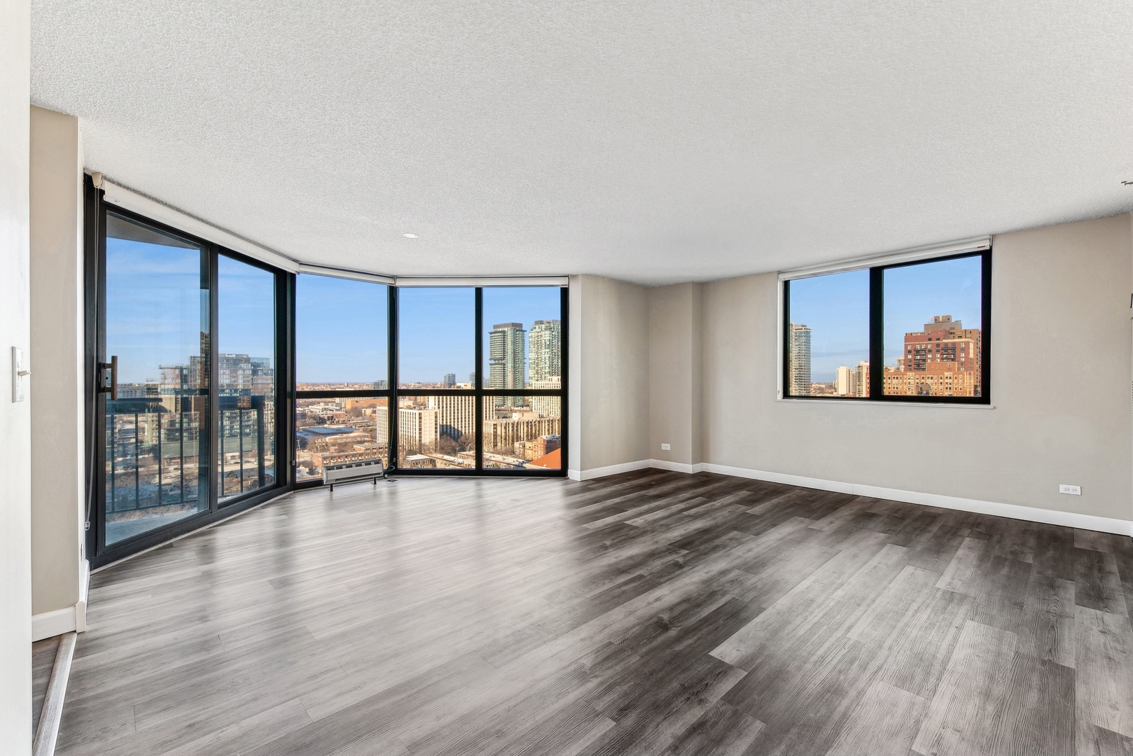 33 W Delaware Place Unit: 21K