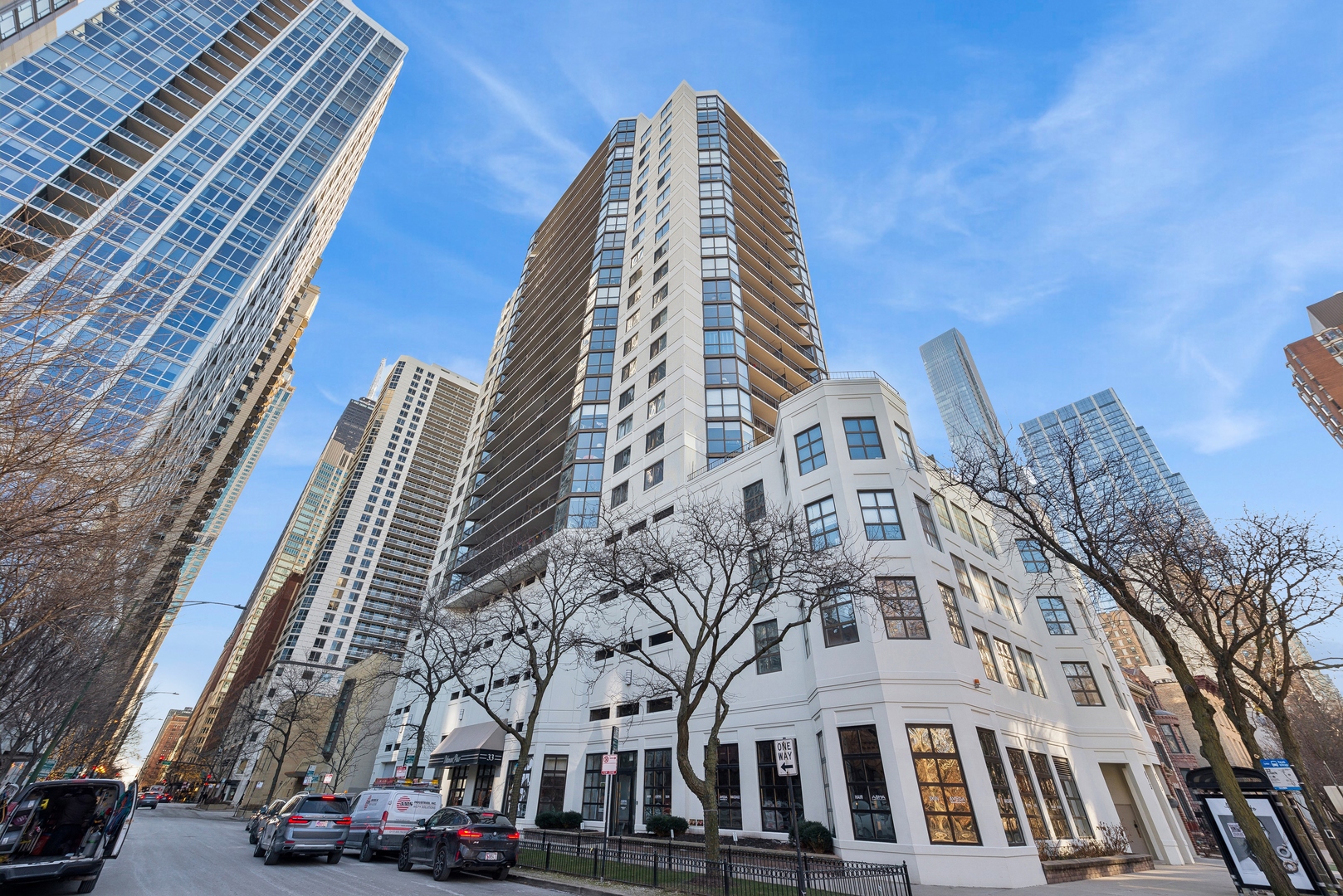 33 W Delaware Place Unit: 21K