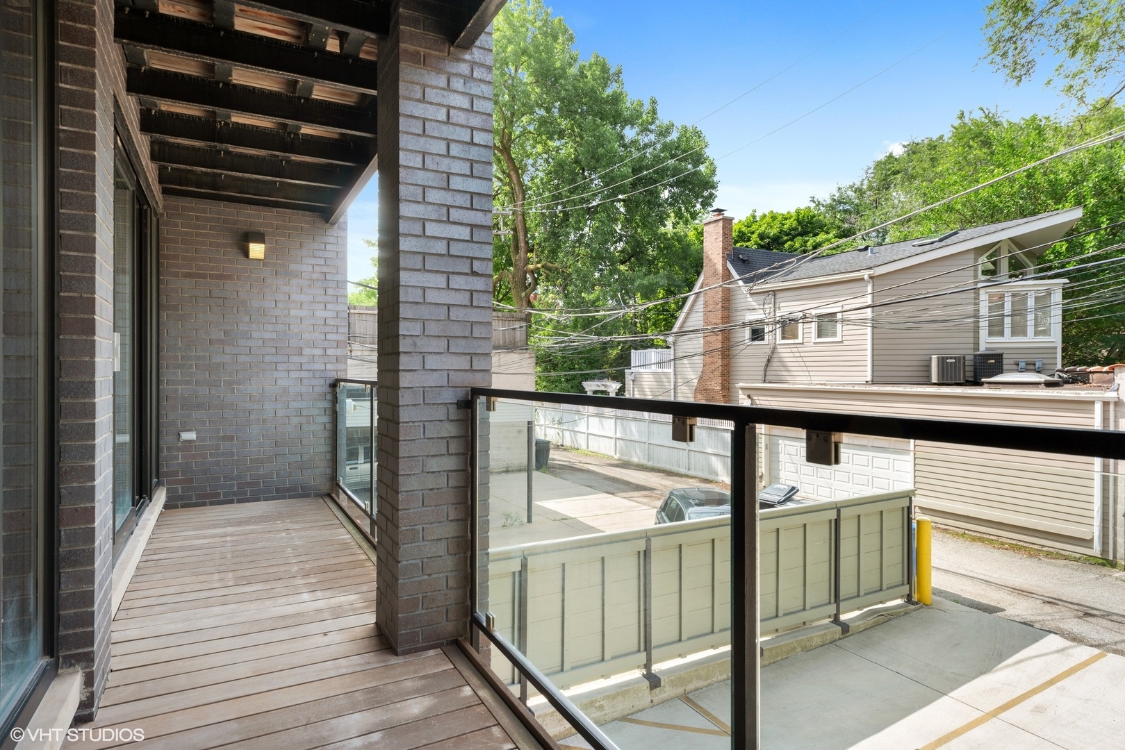 2734 N LINCOLN Avenue Unit: 2
