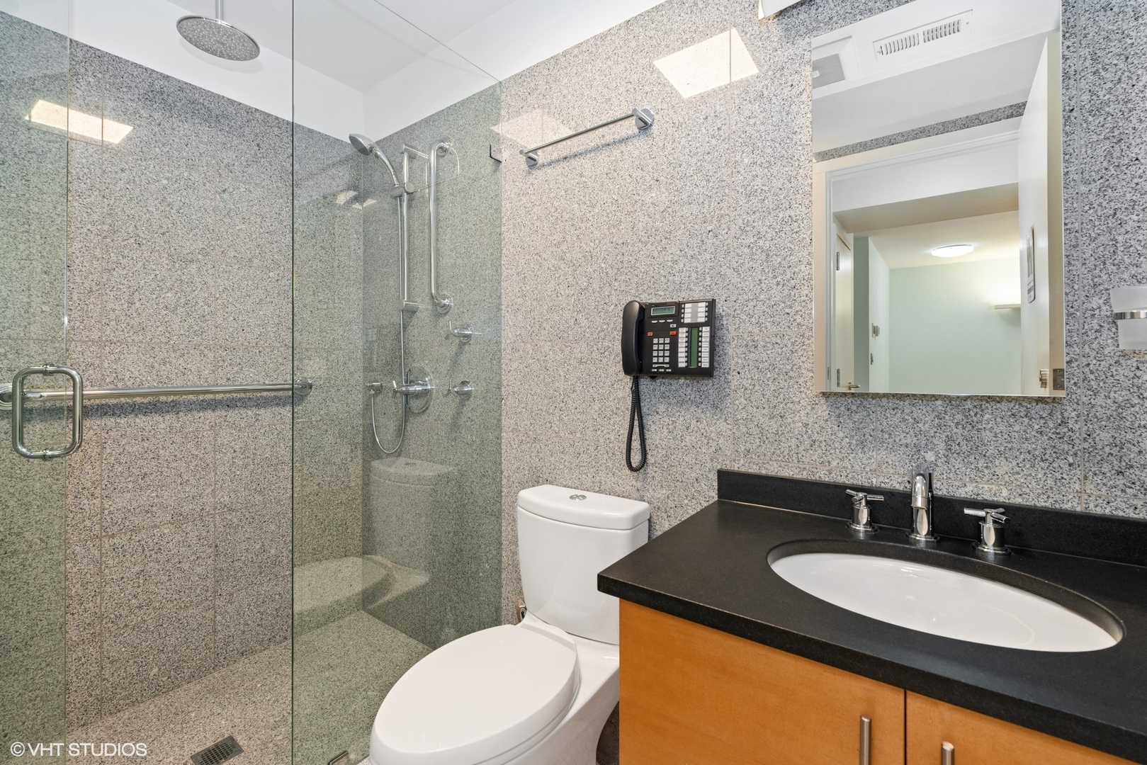 2734 N LINCOLN Avenue Unit: 2