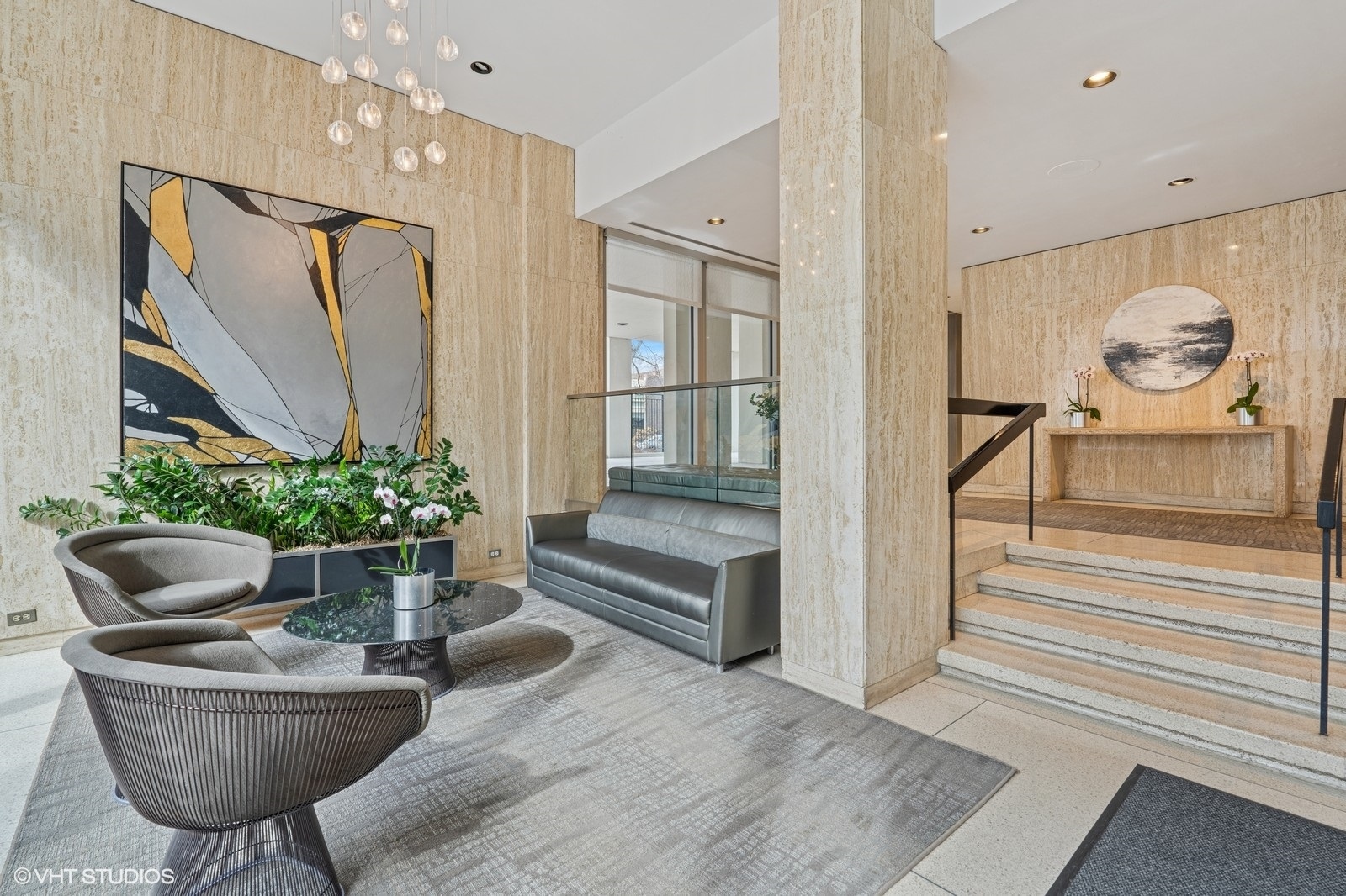88 W Schiller Street Unit: 1906