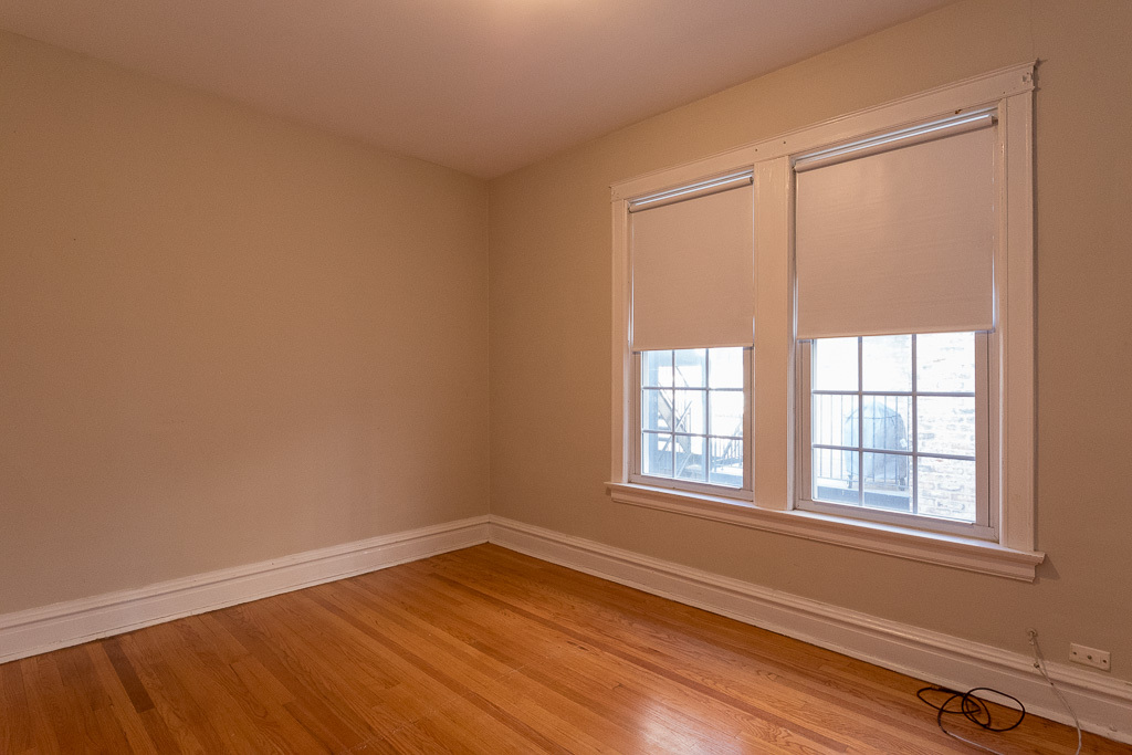 1440 W ADDISON Street Unit: 2