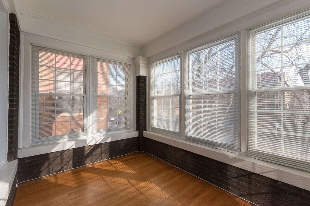 1440 W ADDISON Street Unit: 2