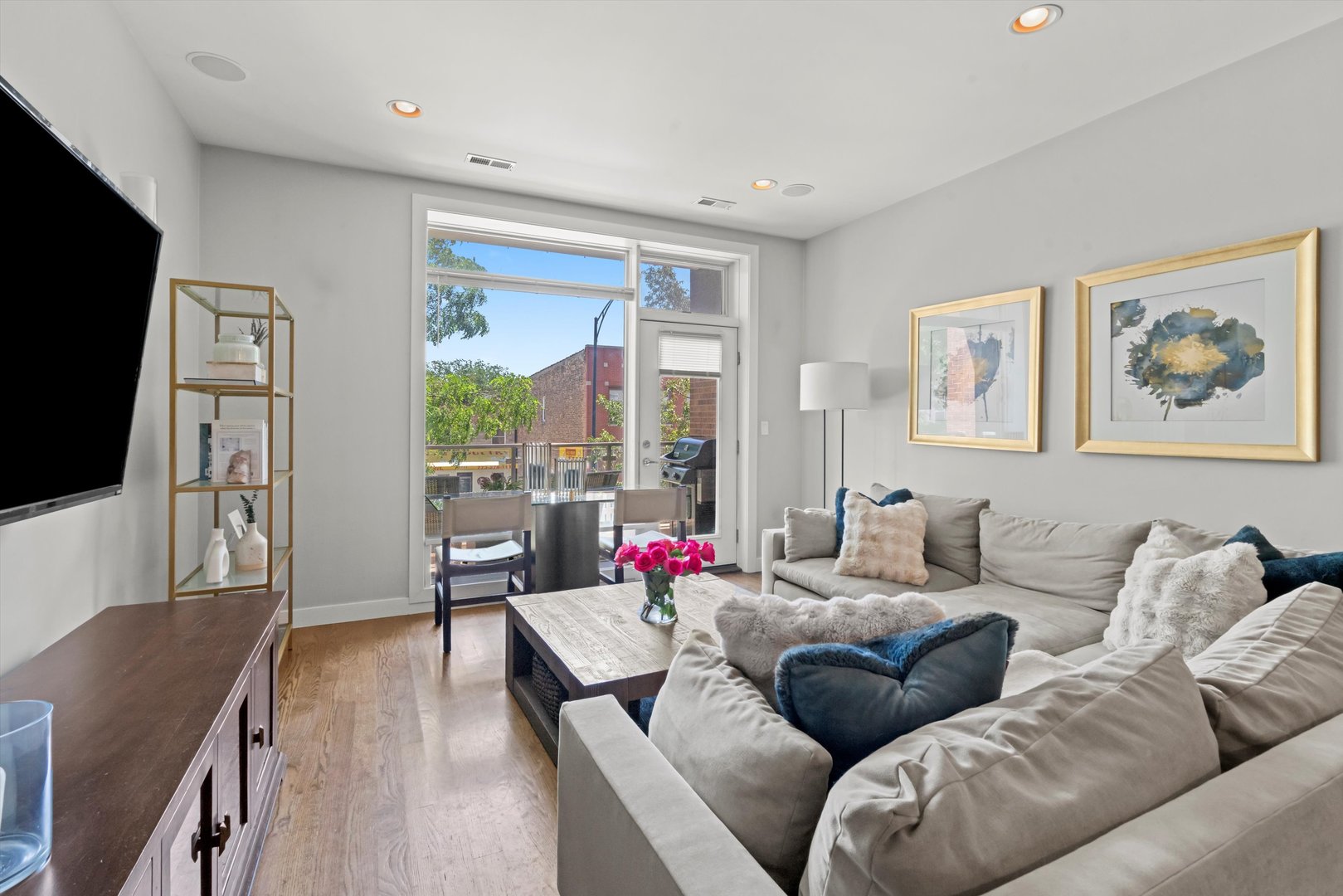 2140 W Armitage Avenue Unit: 3W