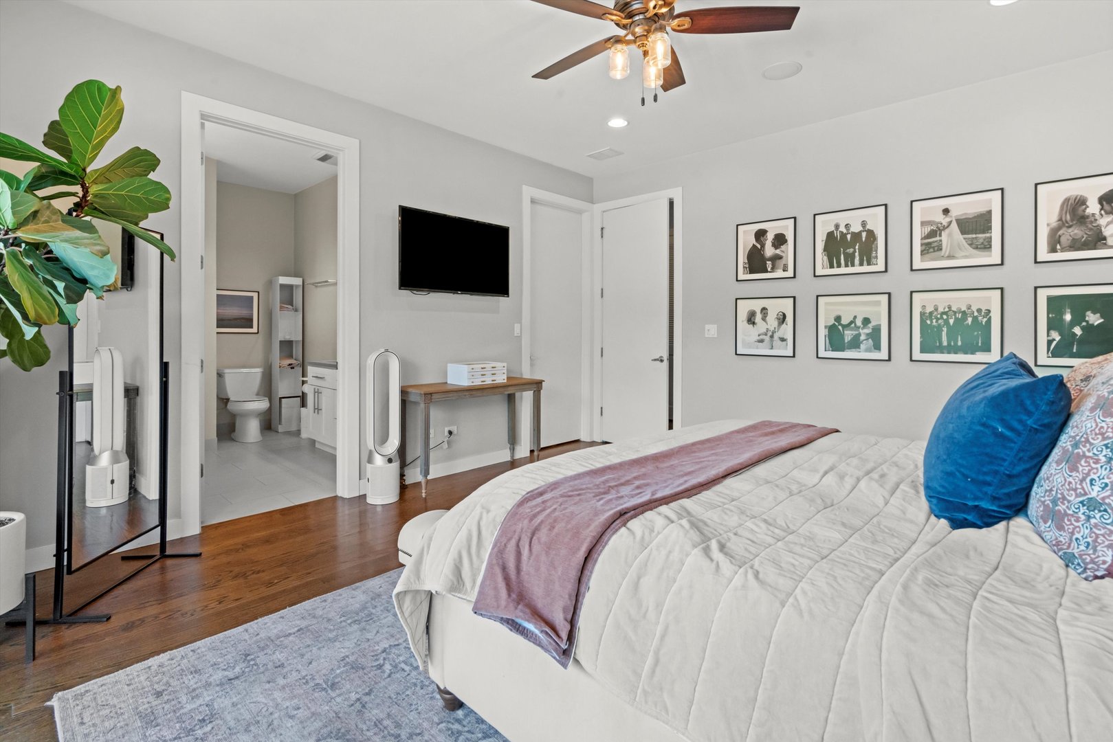 2140 W Armitage Avenue Unit: 3W