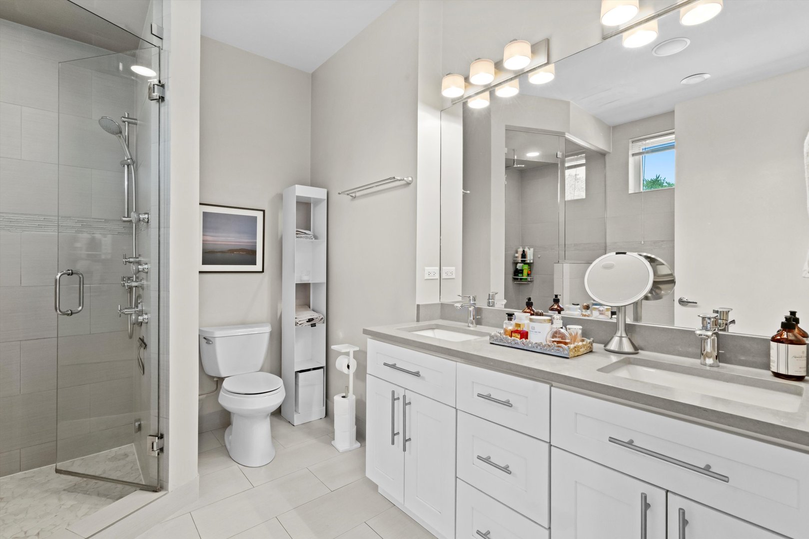 2140 W Armitage Avenue Unit: 3W