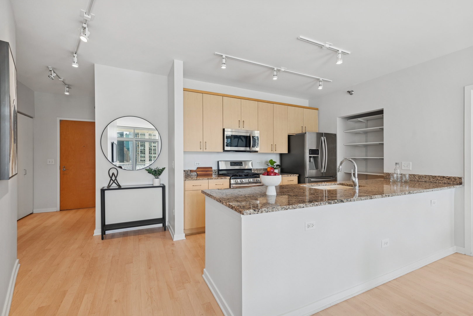 330 W Grand Avenue Unit: 1307