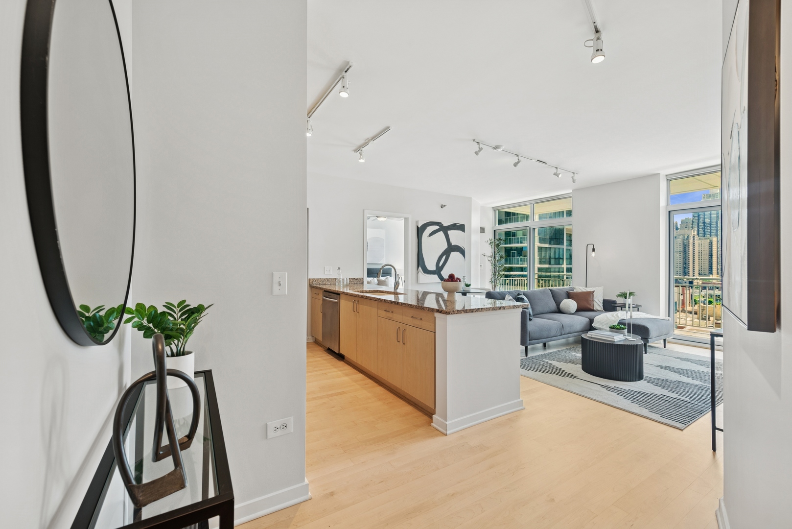 330 W Grand Avenue Unit: 1307