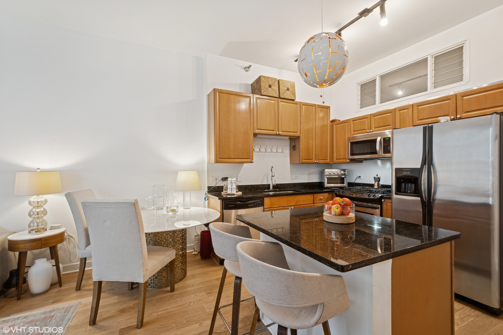 901 W Madison Street Unit: 415