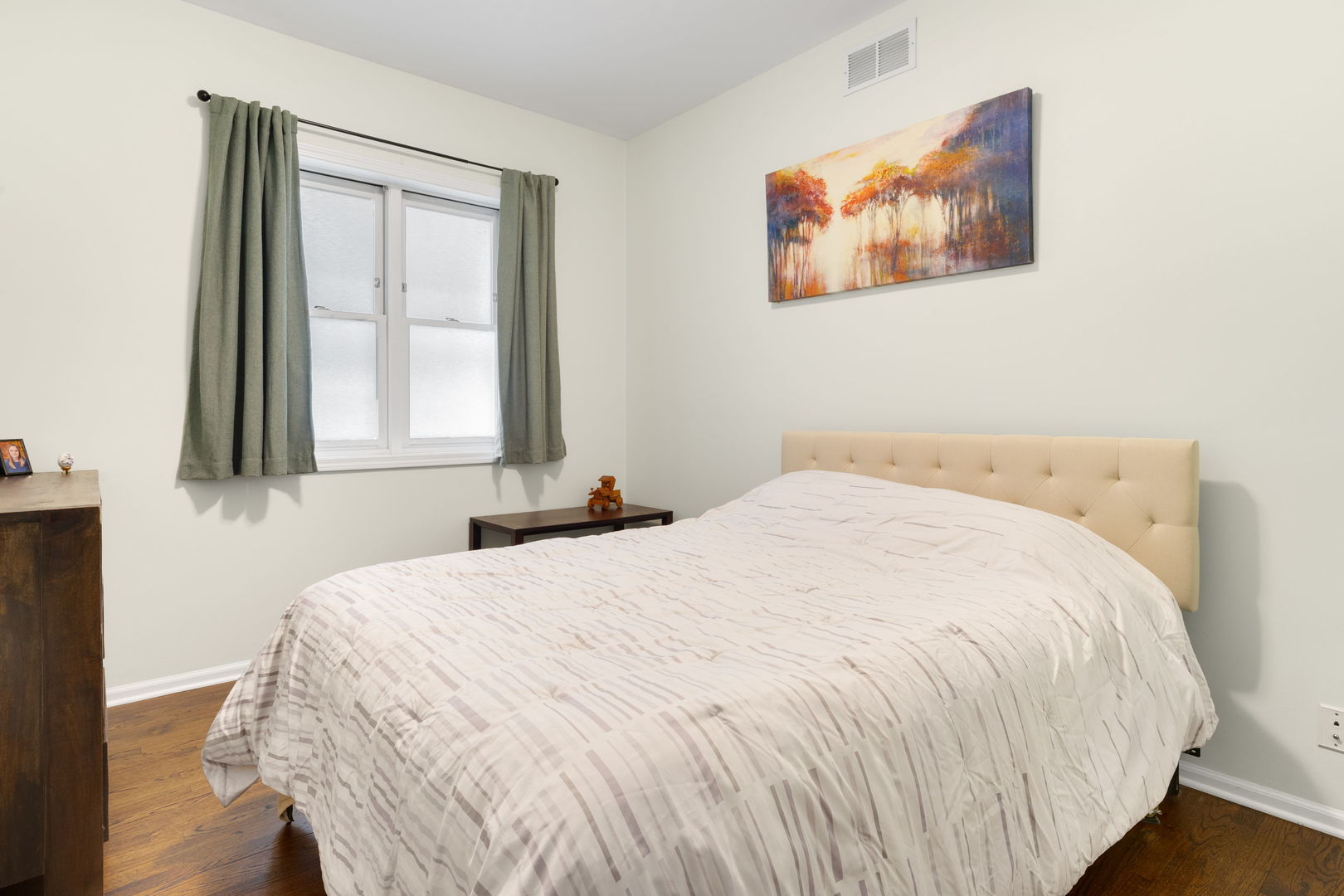 1929 W Belmont Avenue Unit: 2