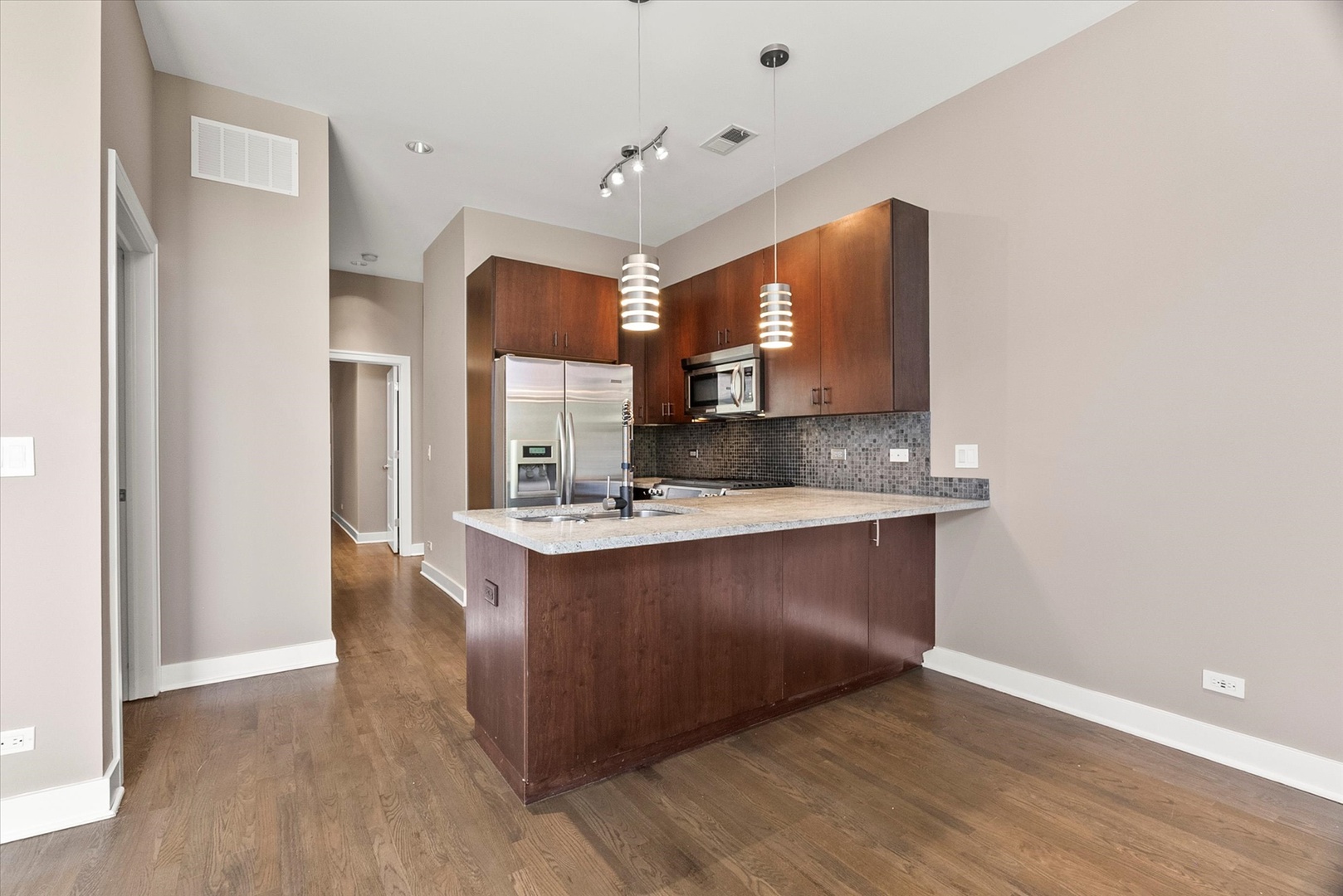 6 N May Street Unit: 403