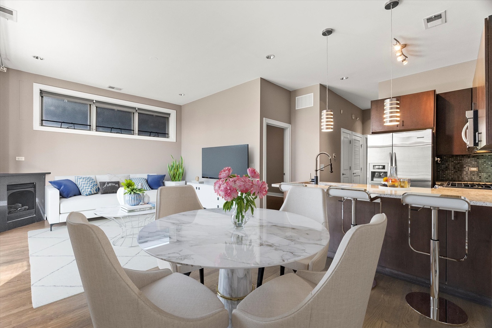 6 N May Street Unit: 403