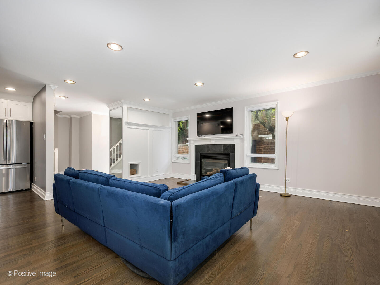 1608 N Larrabee Street