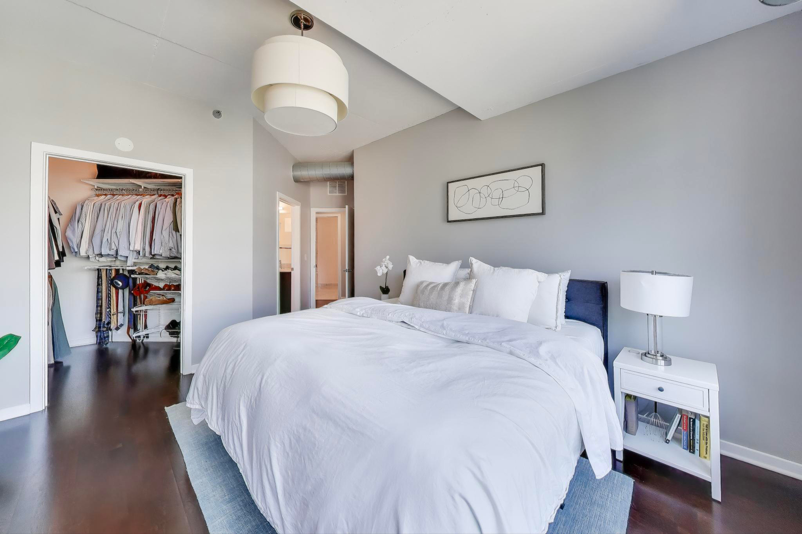 909 W Washington Boulevard Unit: 908