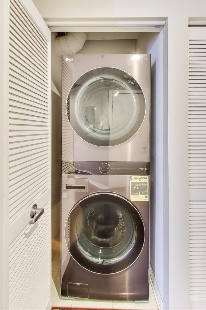 909 W Washington Boulevard Unit: 908