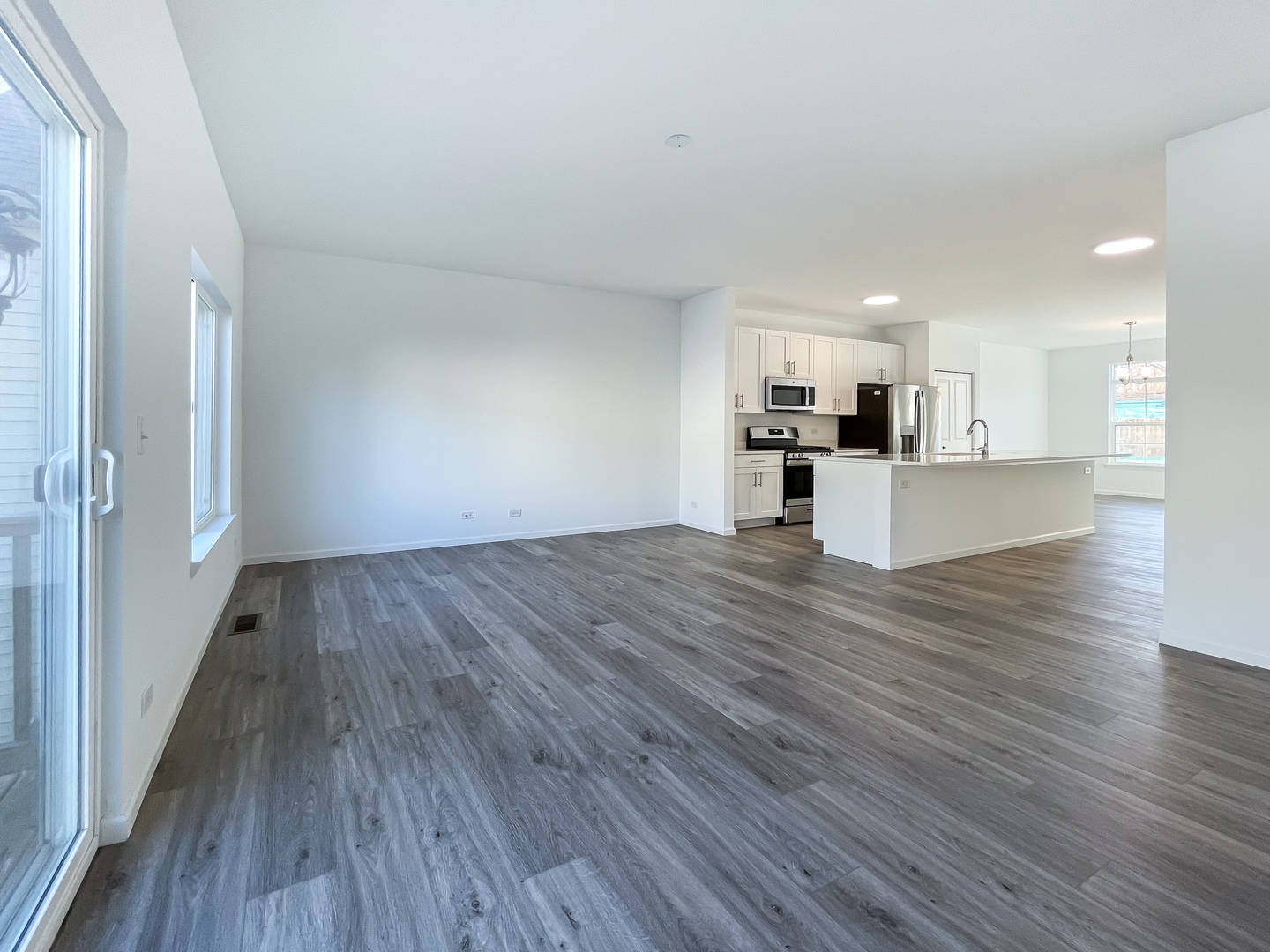 255 Regency Court Unit: C