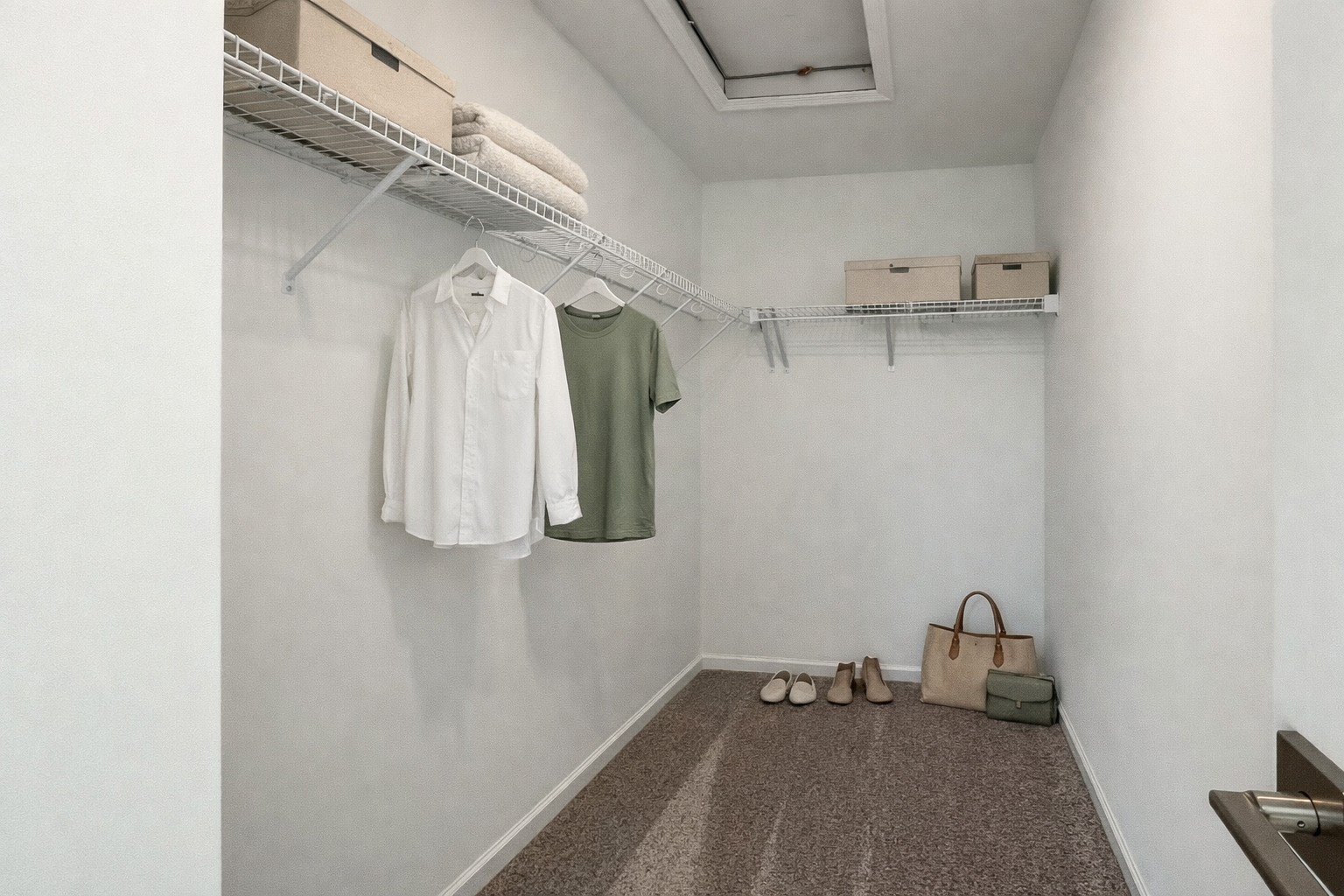 255 Regency Court Unit: C
