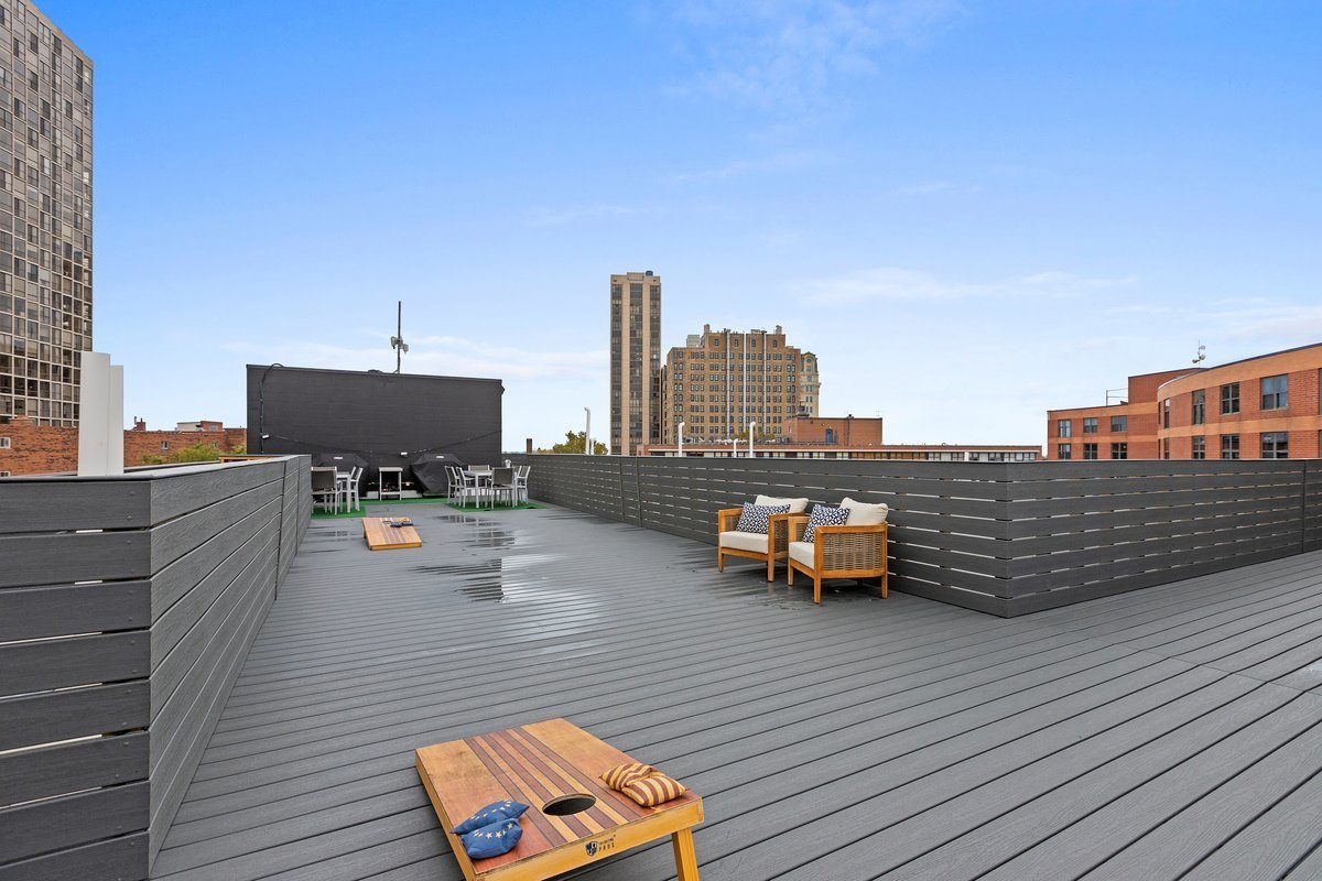 2317 N Clark Street Unit: 408