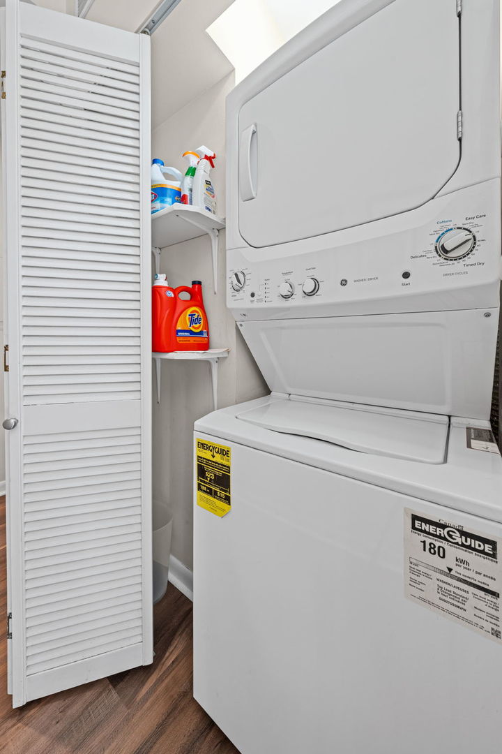 1928 N Kedzie Avenue Unit: 103