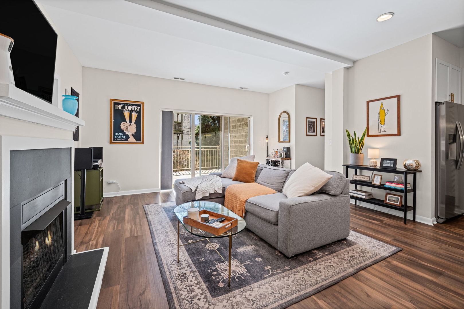 1928 N Kedzie Avenue Unit: 103