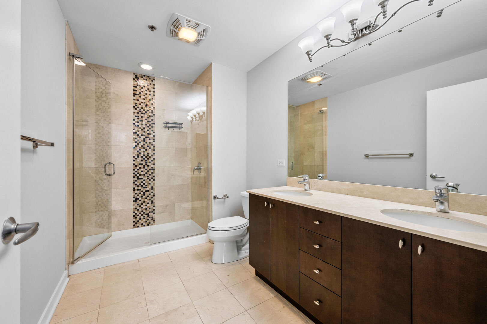 303 W OHIO Street Unit: 3703