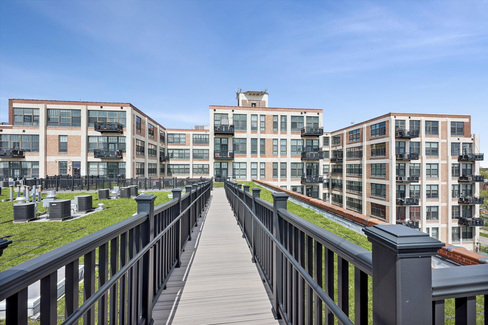 3963 W Belmont Avenue Unit: 316