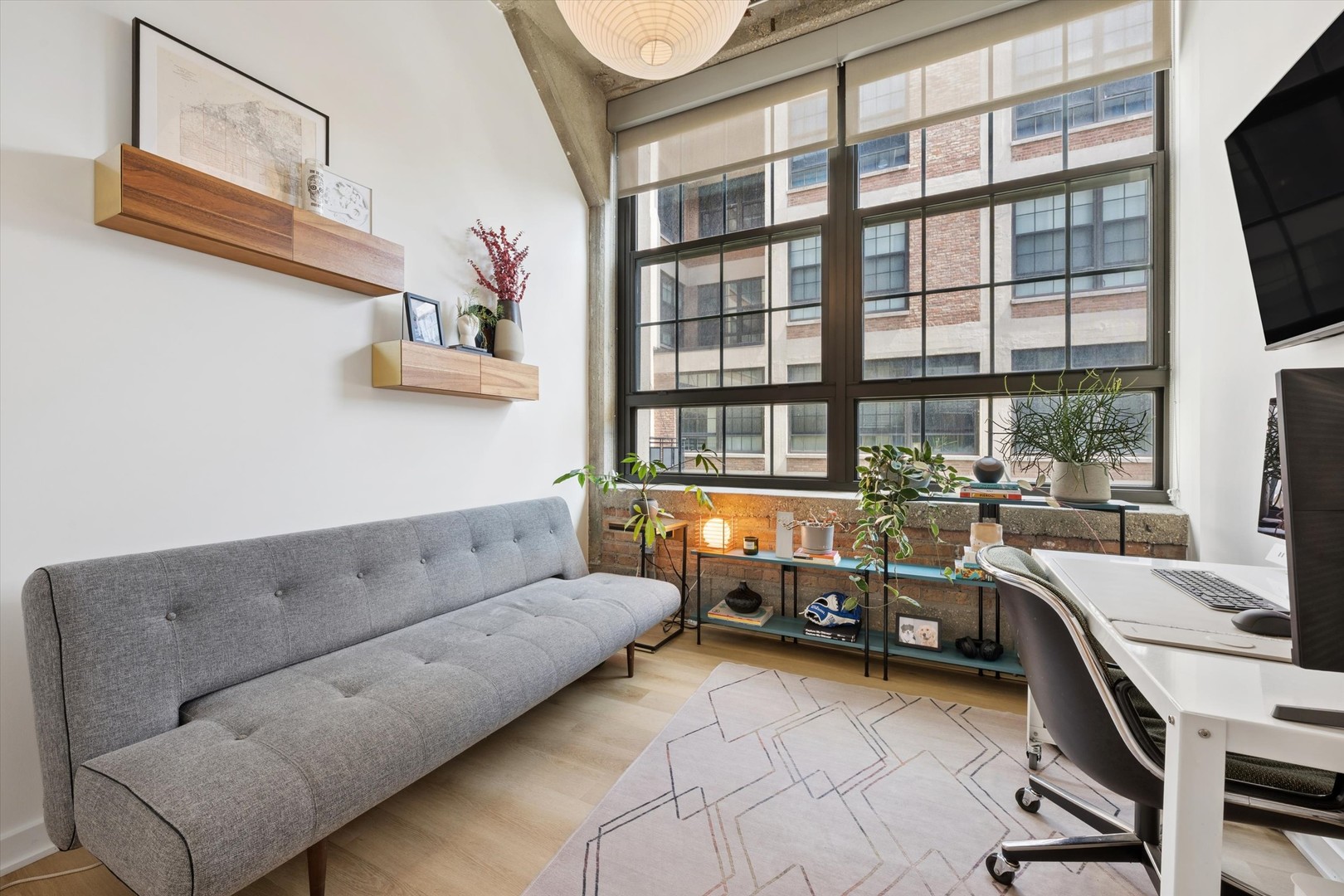 3963 W Belmont Avenue Unit: 316