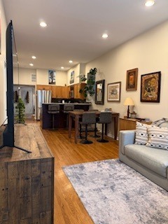 1255 N Honore Street Unit: 1
