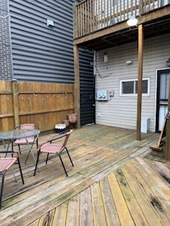 1255 N Honore Street Unit: 1