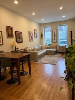 1255 N Honore Street Unit: 1