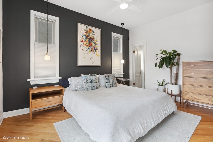 832 N Paulina Street Unit: 3