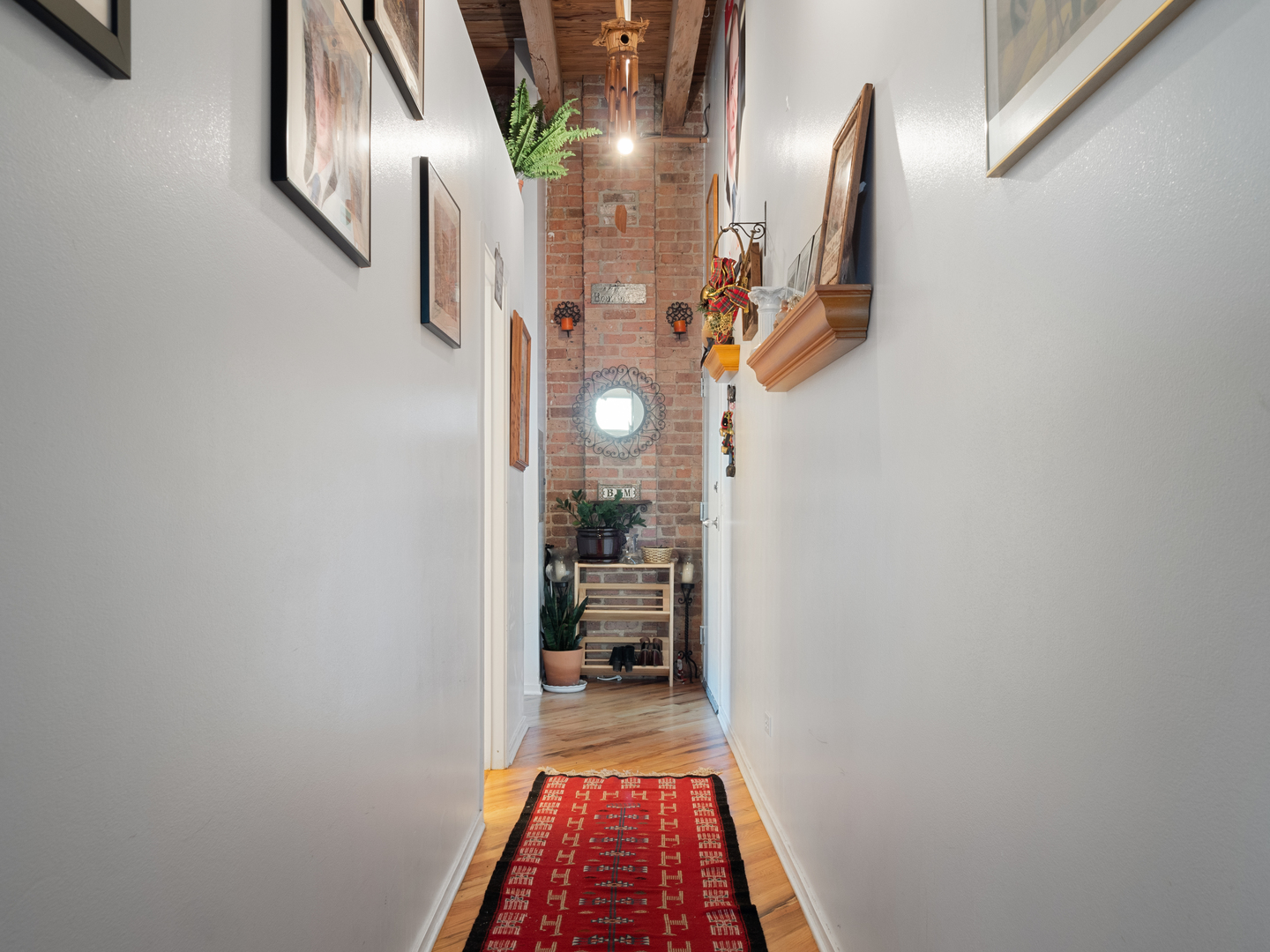 616 W Fulton Street Unit: 411