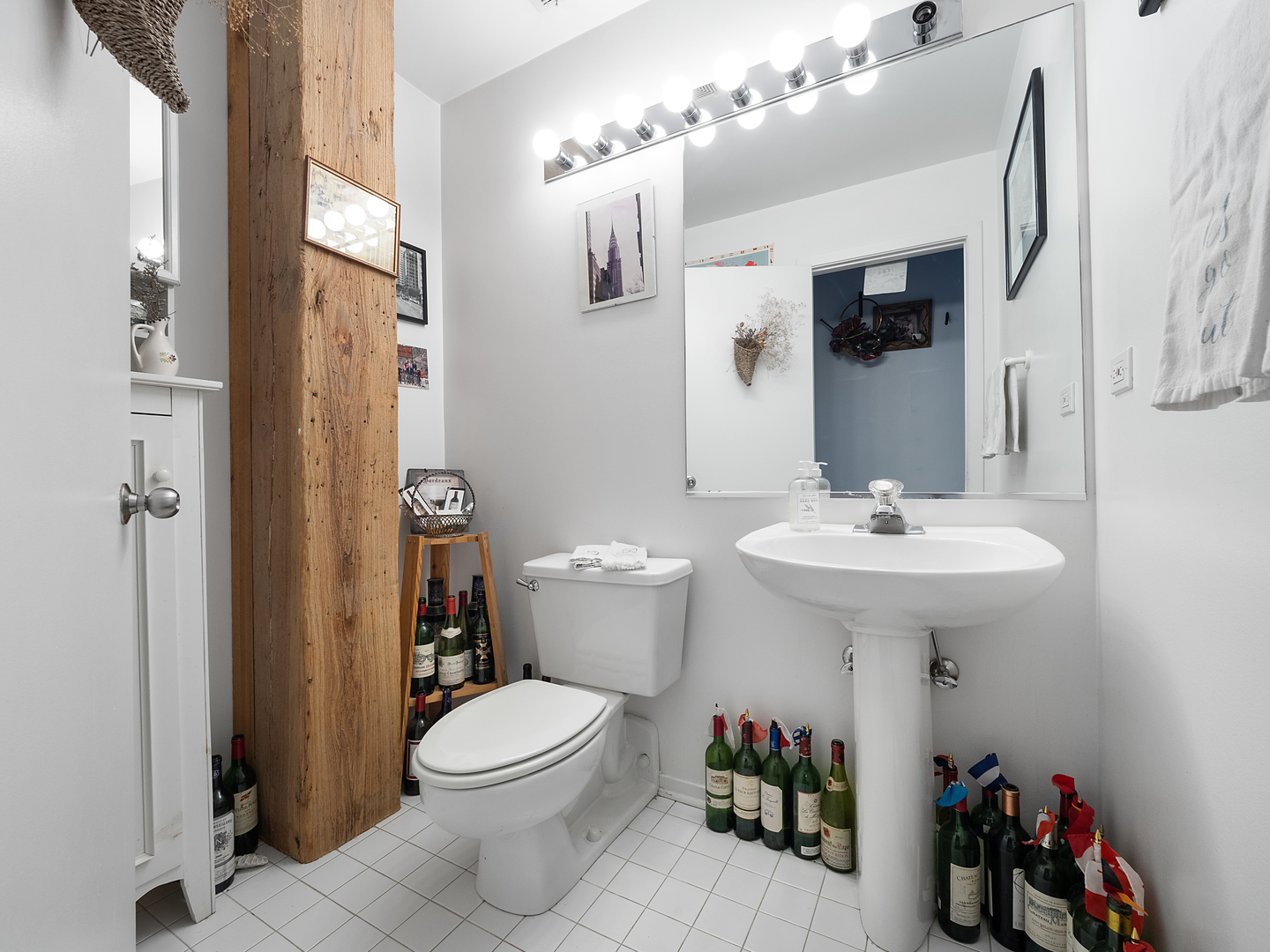 616 W Fulton Street Unit: 411