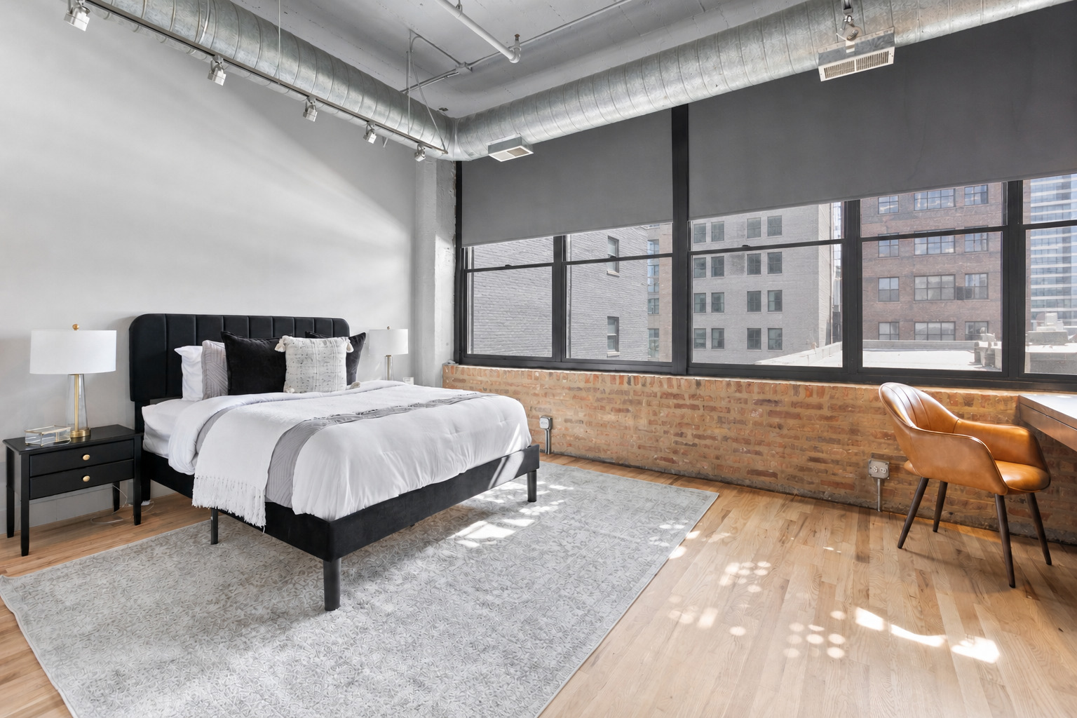 850 W Adams Street Unit: 4A