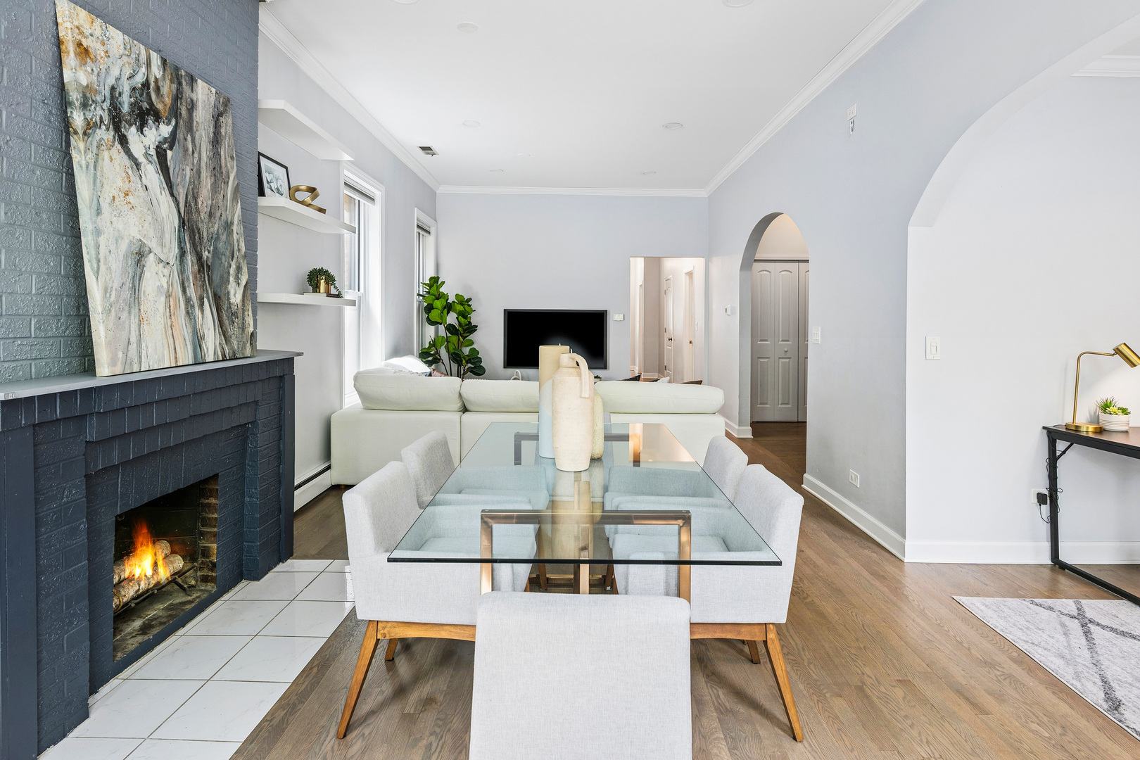 3762 N FREMONT Street Unit: 1S