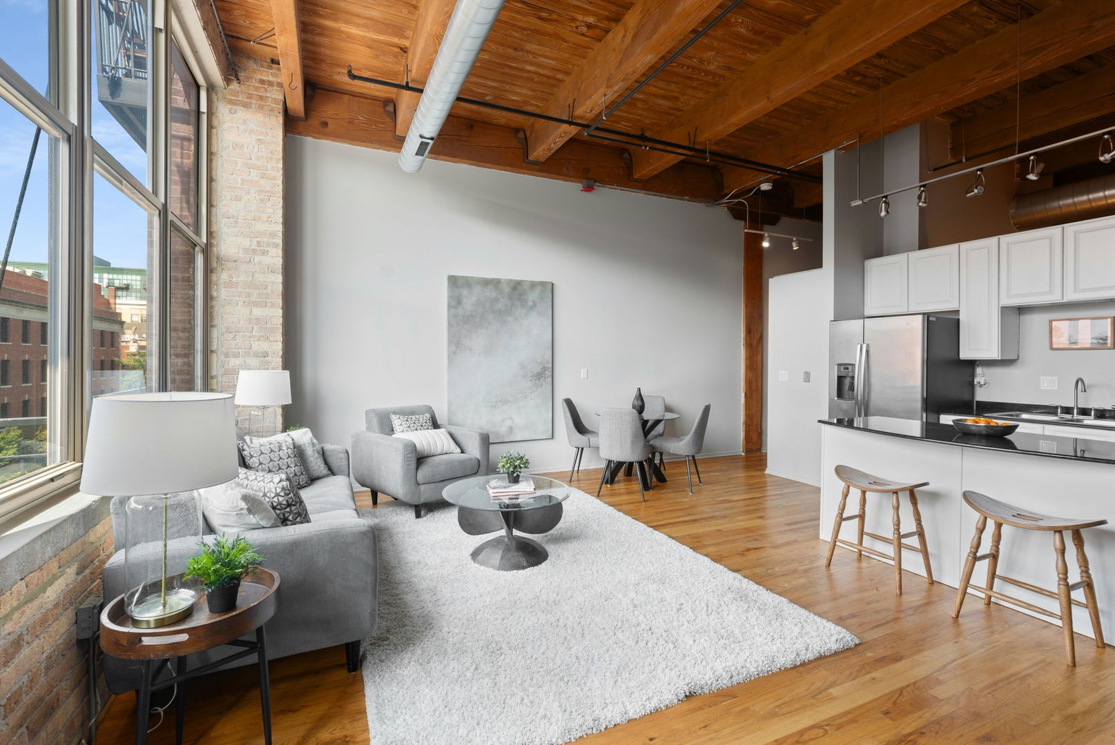 1500 W Monroe Street Unit: 413