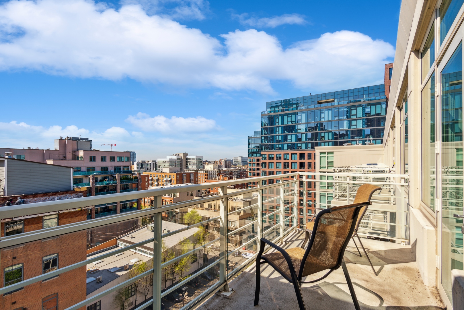 909 W Washington Boulevard Unit: 1001