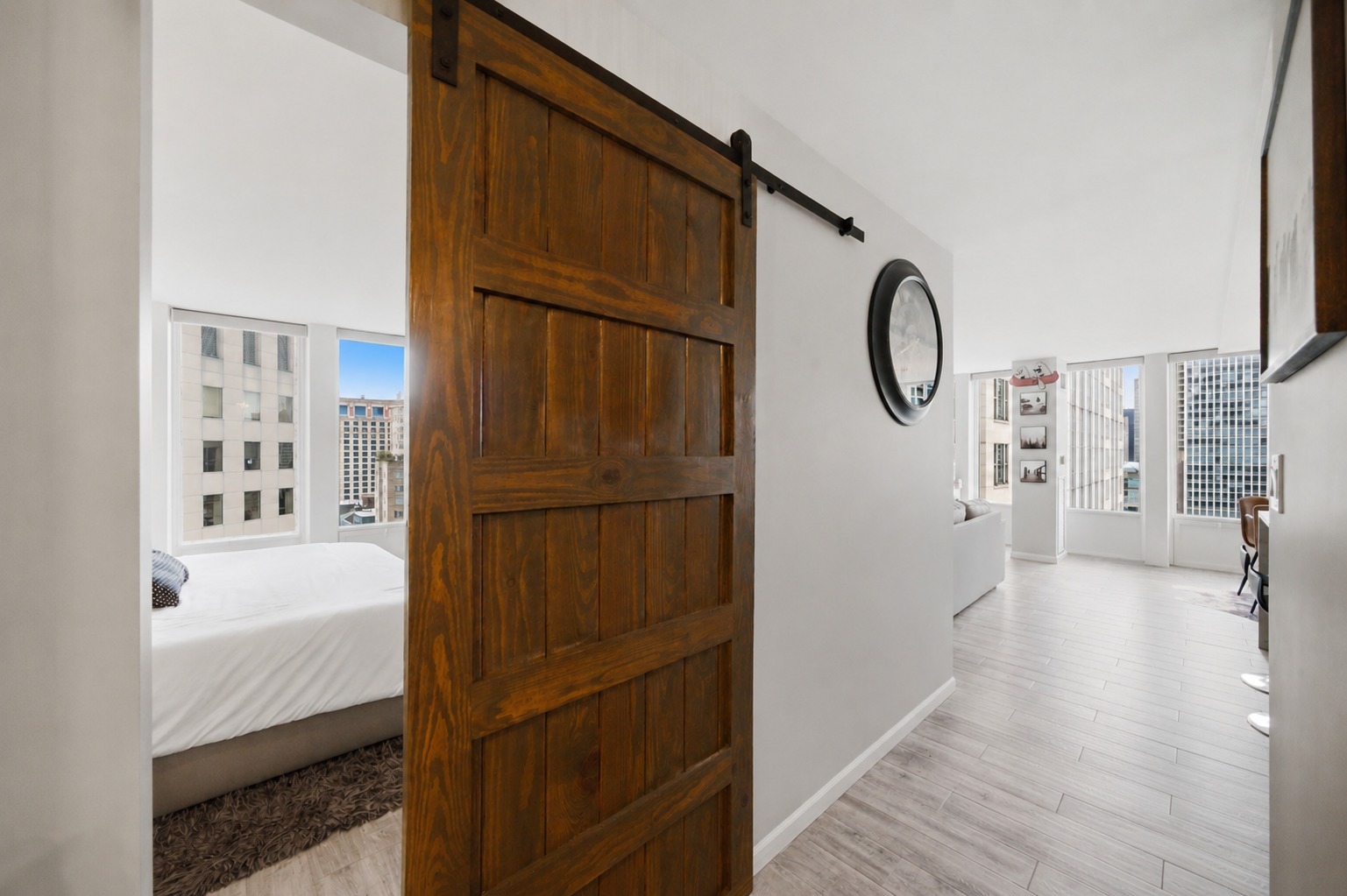 100 E Walton Street Unit: 27D