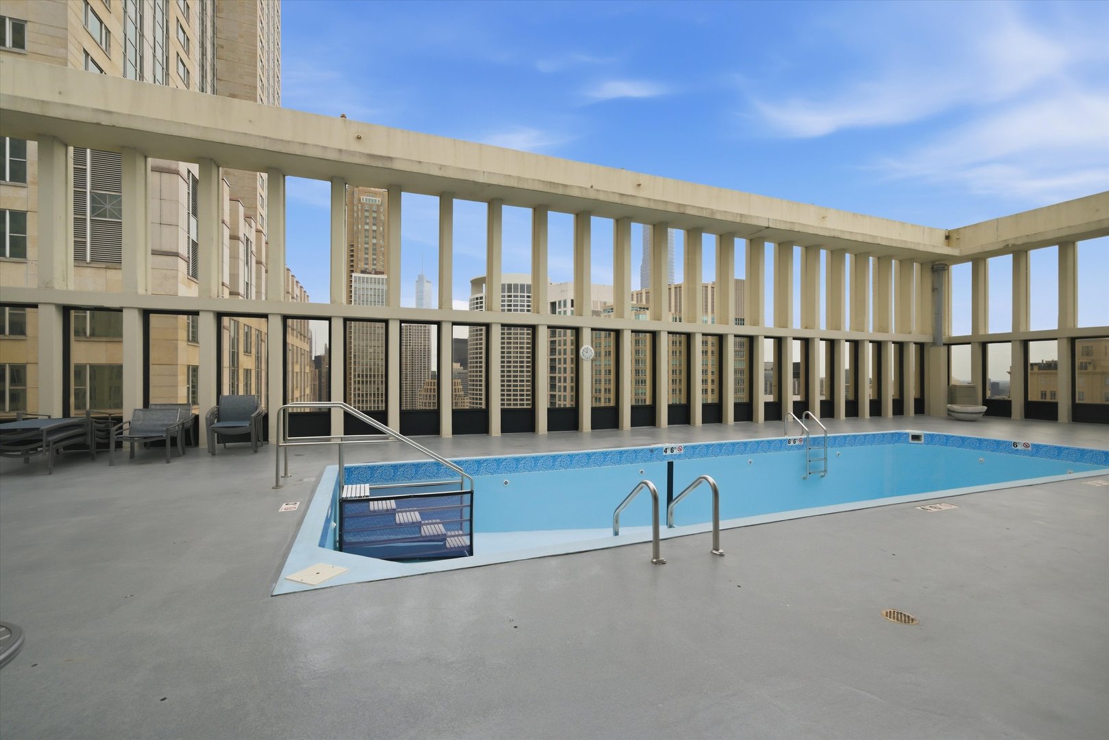 100 E Walton Street Unit: 27D