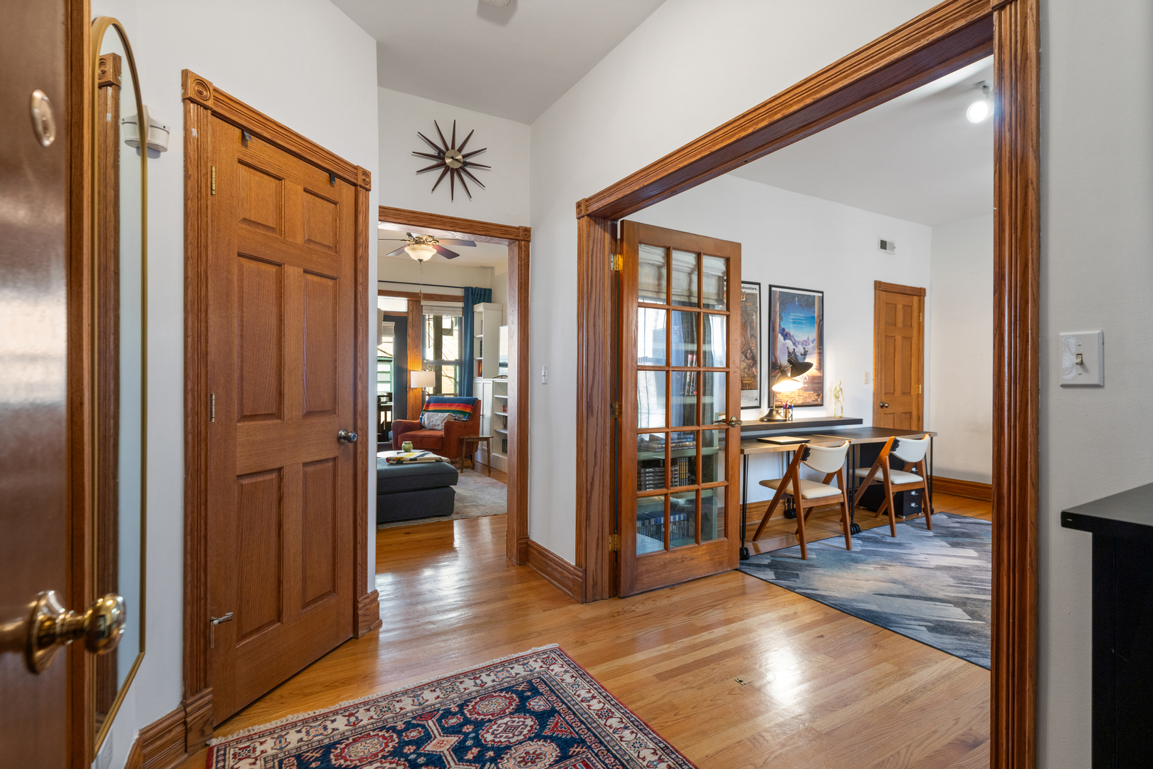 846 W Newport Avenue Unit: 1N