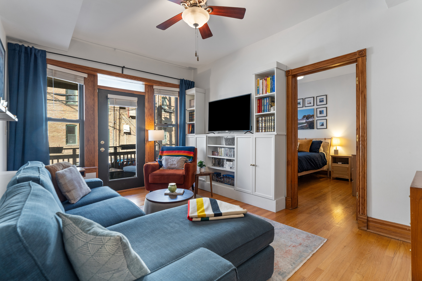 846 W Newport Avenue Unit: 1N