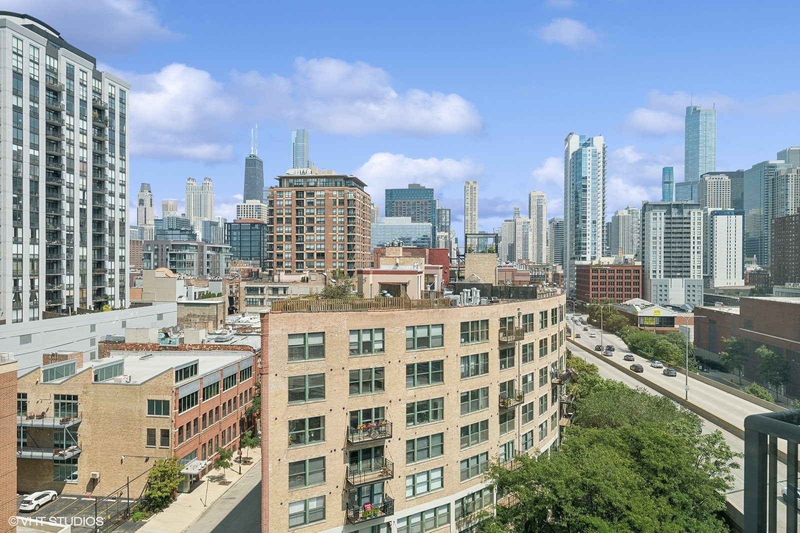 600 N Kingsbury Street Unit: 1004