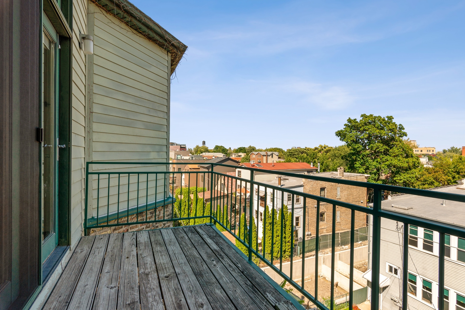 1243 N Wolcott Avenue Unit: 6