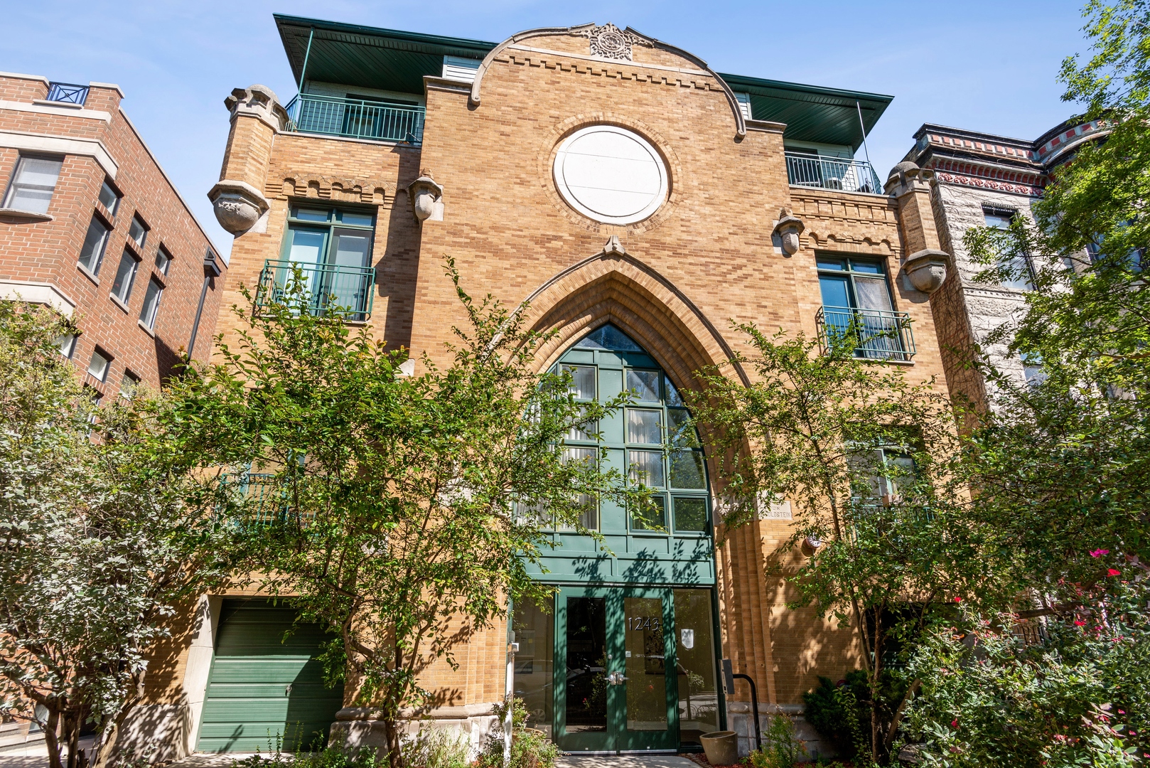 1243 N Wolcott Avenue Unit: 6